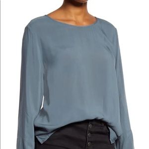 NWT soft voile shirt - treasure & bond